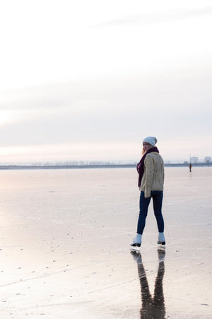 Time to Hit The Ice: What to Wear & Bring When You Go Figure Skating