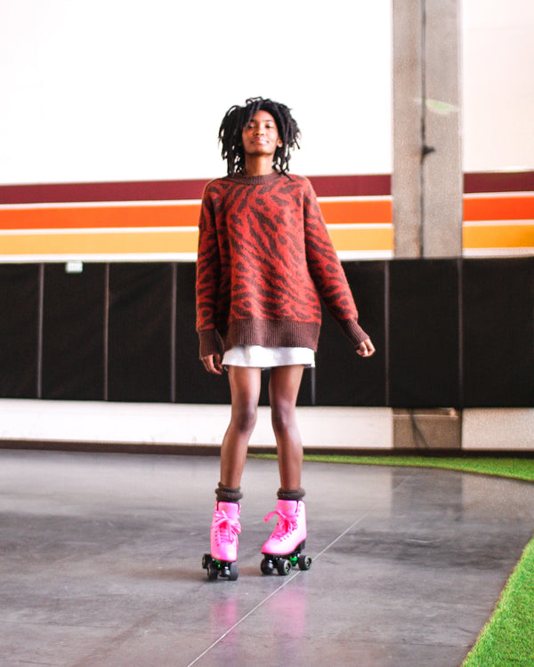 FAMOUS NOT RICH ROLLER SKATE